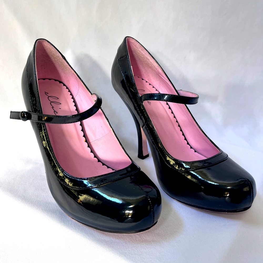 Women’s Ellie High Heel Size 8 Black Patent Pump